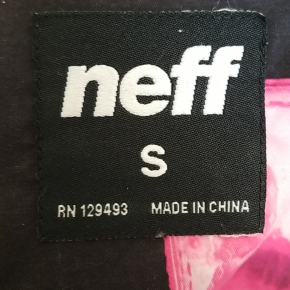 Neff Water Gun Button Up Top - Picture 3 of 3